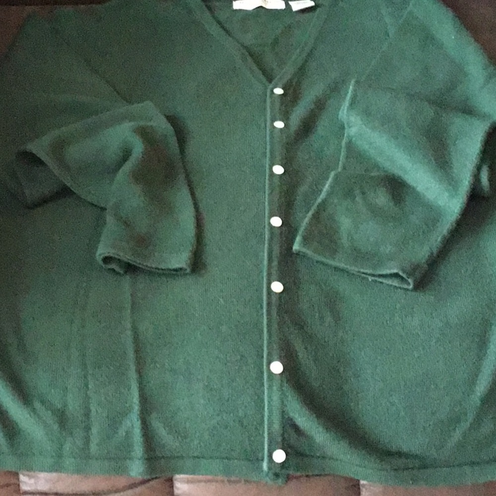 Carolyn Taylor Hunter Green Sweater